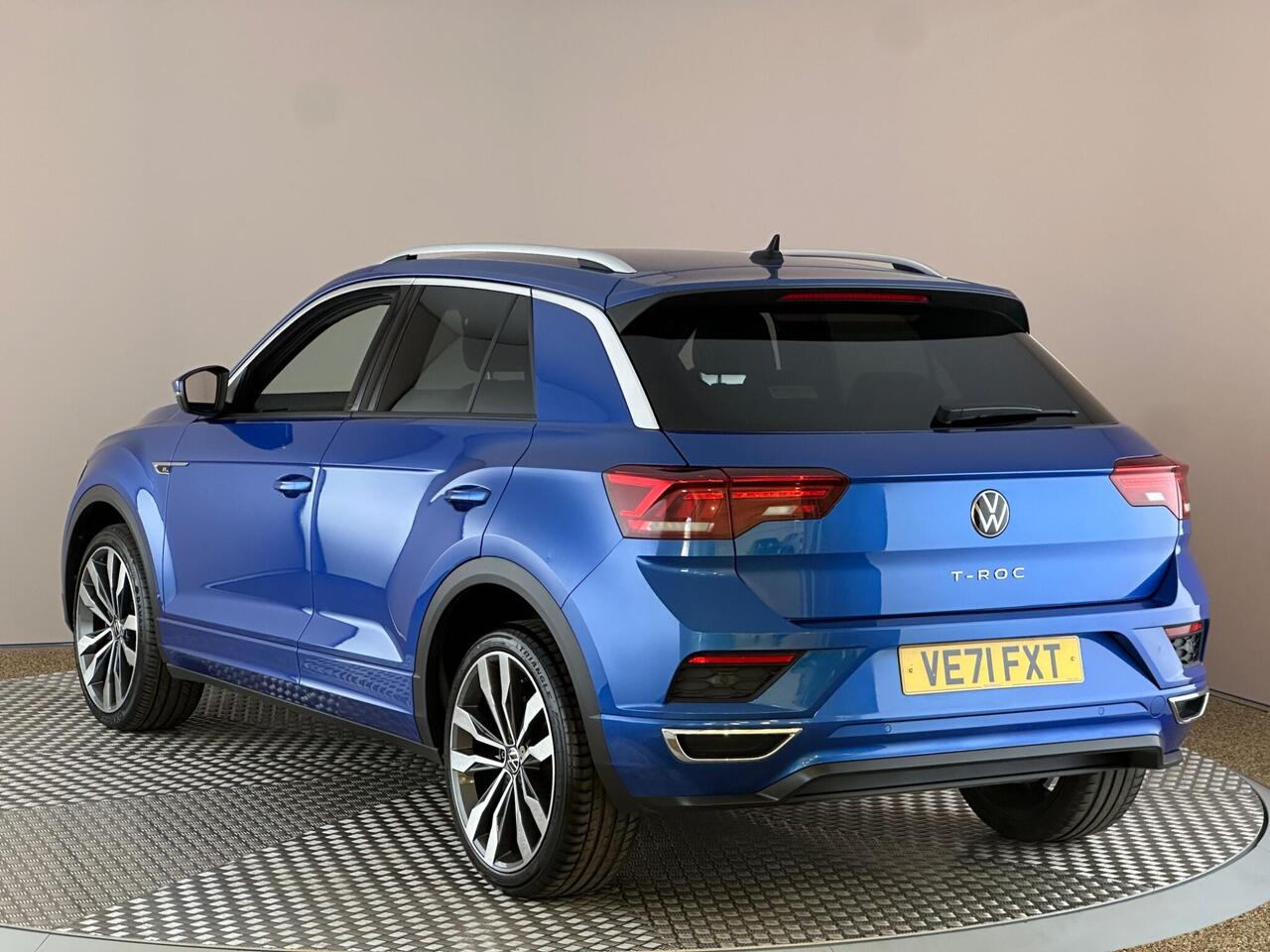 Volkswagen T-Roc VE71FXT