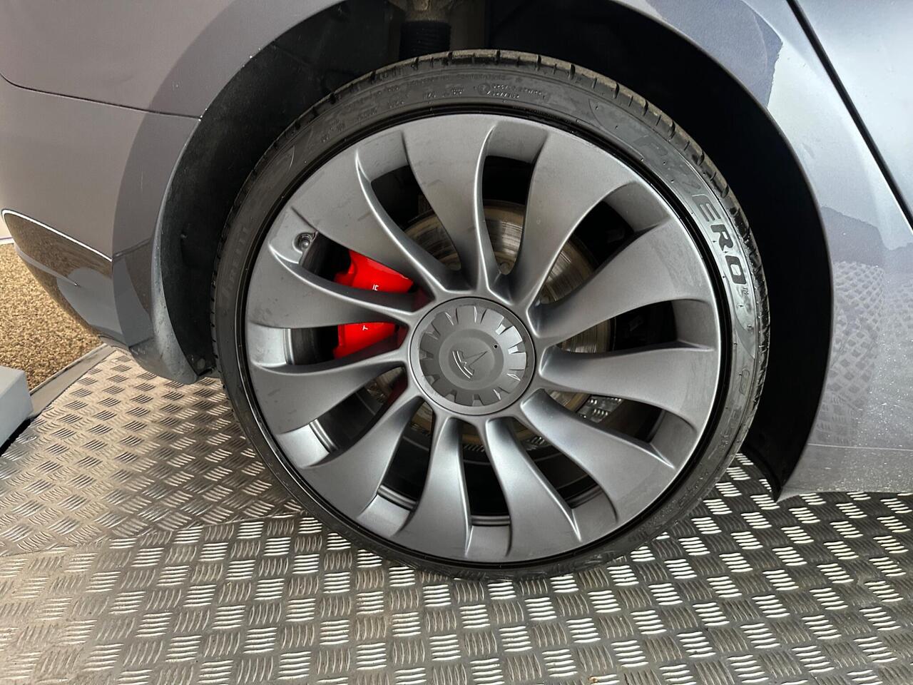 Tesla Model 3 SJ23ZWP