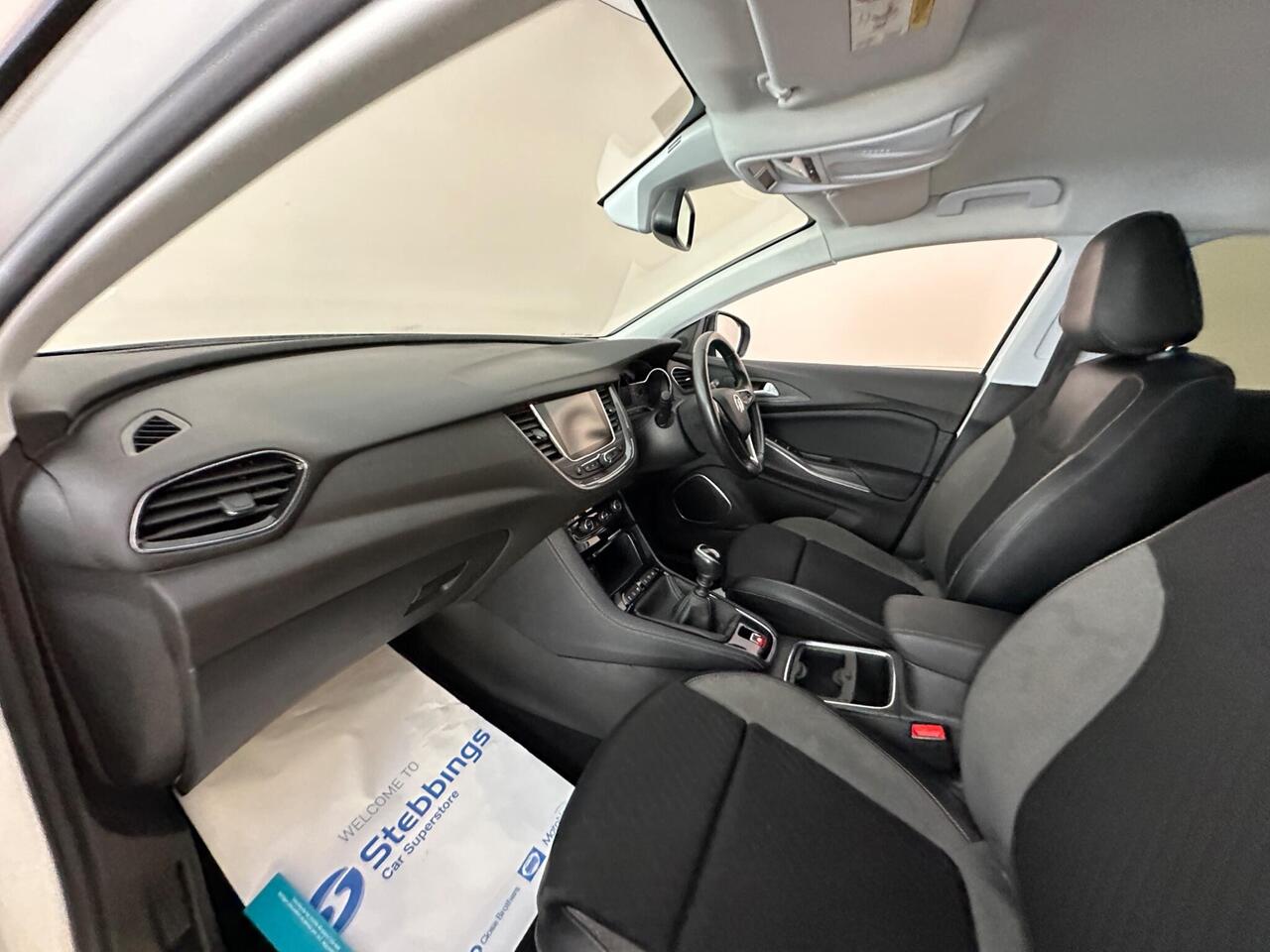 Vauxhall Grandland X SL69XEP