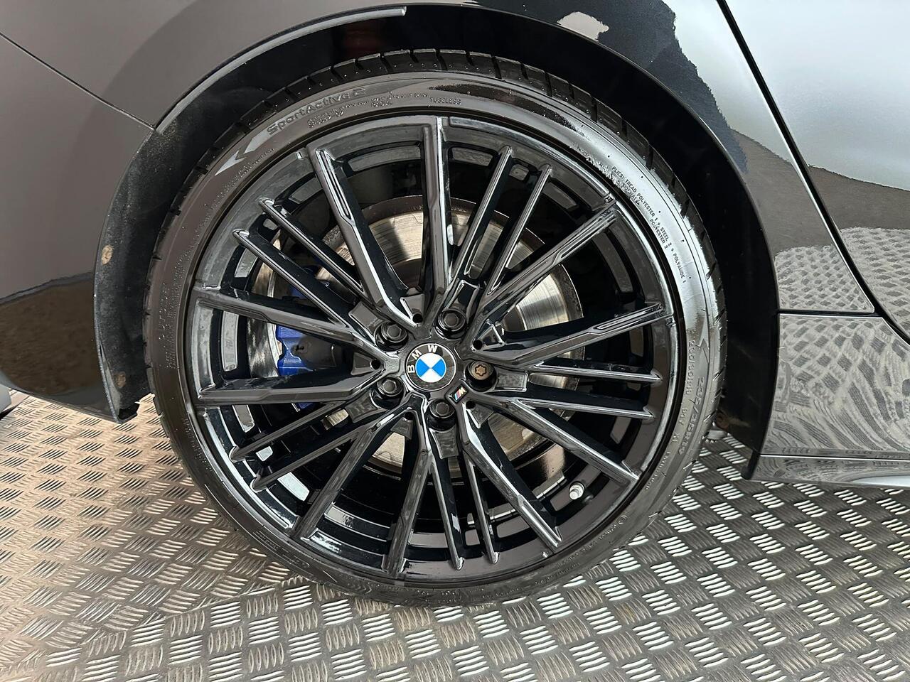 BMW 1 Series YG21ZVM