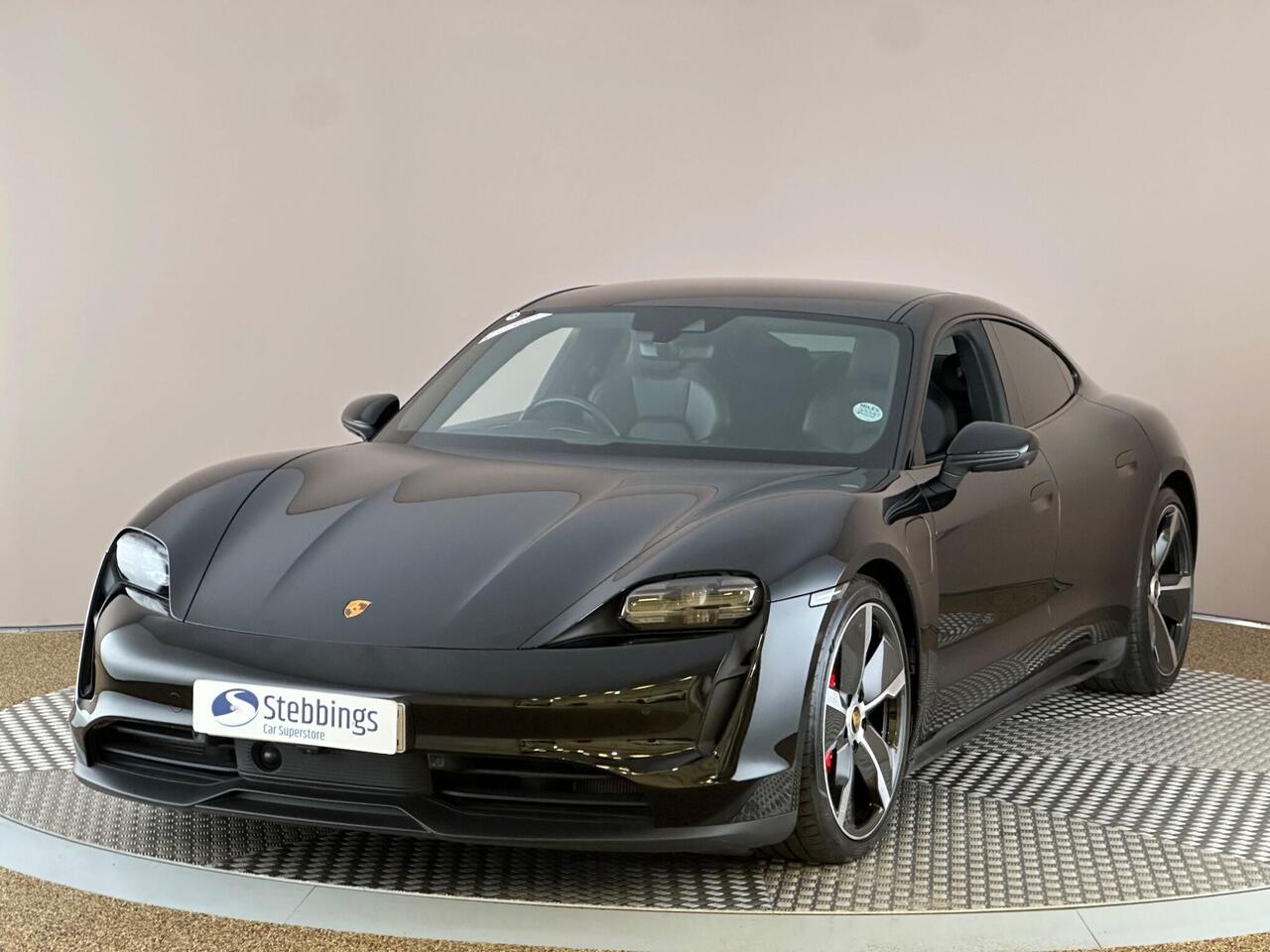 Porsche Taycan YY72RZZ