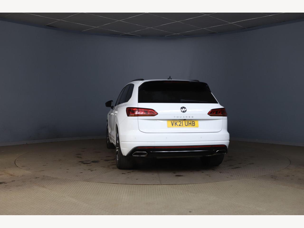 Volkswagen Touareg VK21UHB