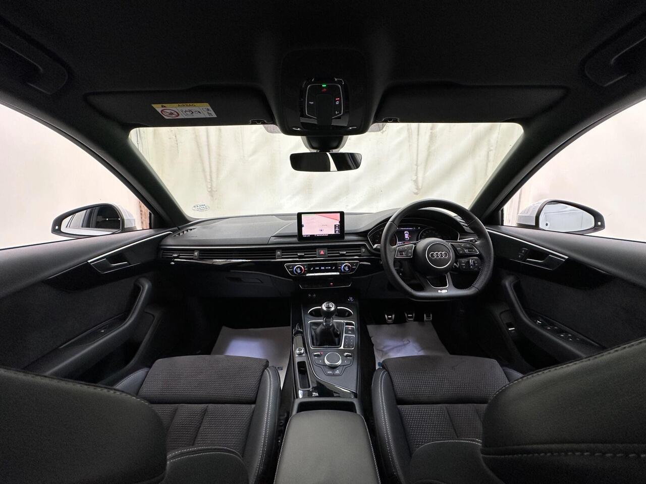 Audi A4 Avant MF69RGX