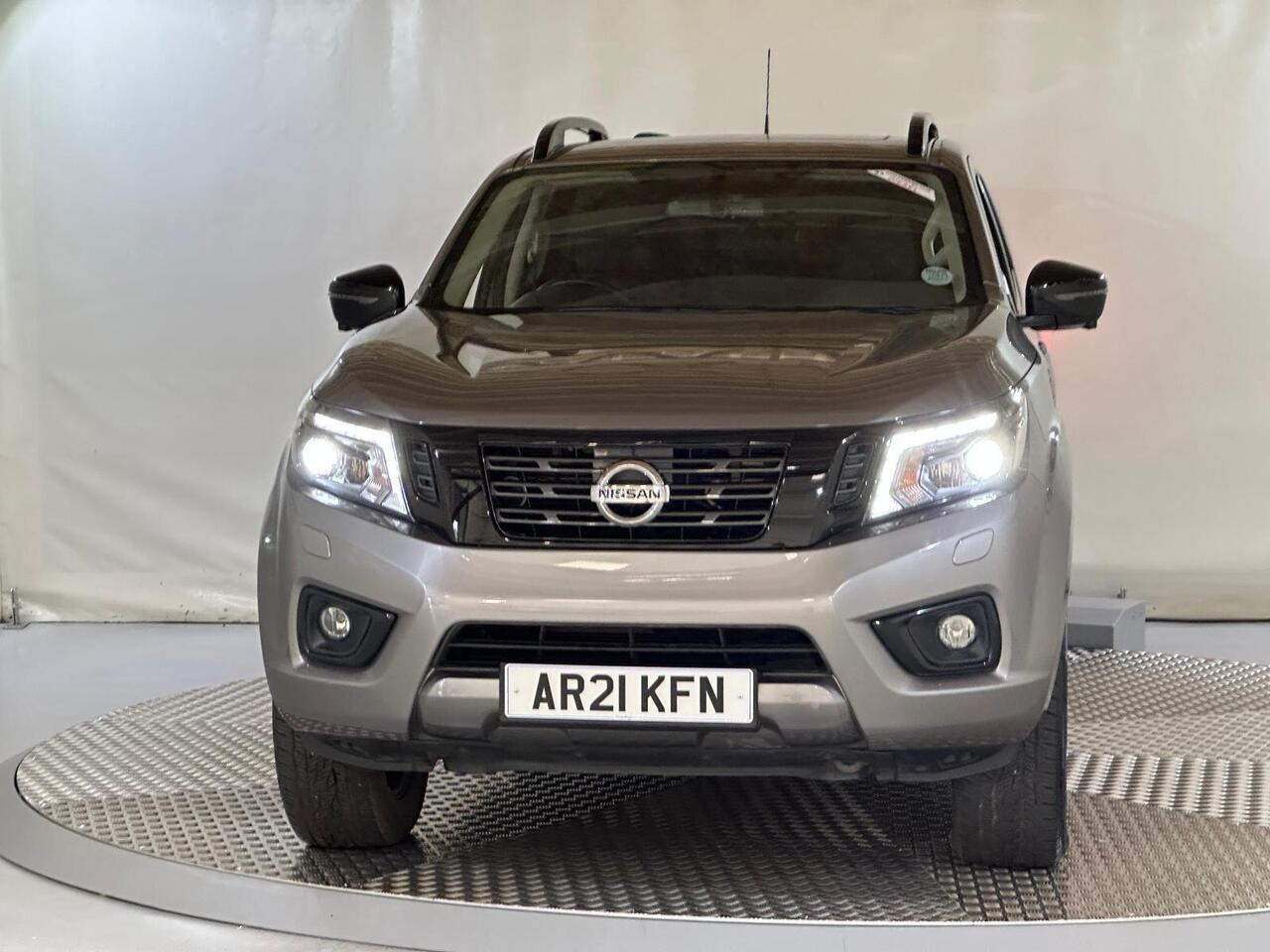 Nissan Navara AR21KFN