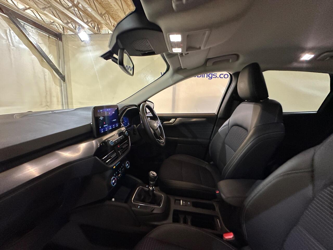 Ford Kuga YS22ENO