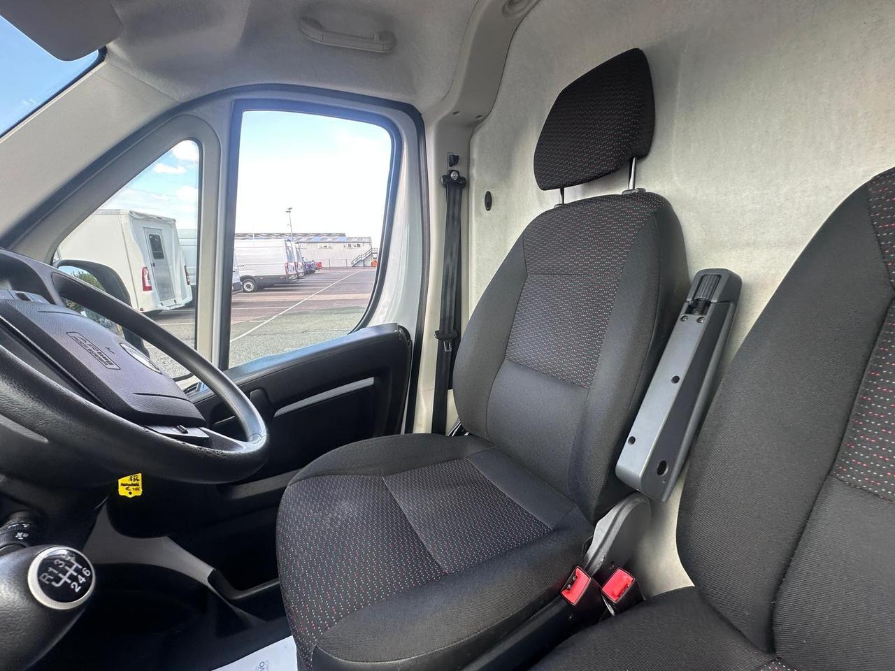 Vauxhall Movano DS23XNU