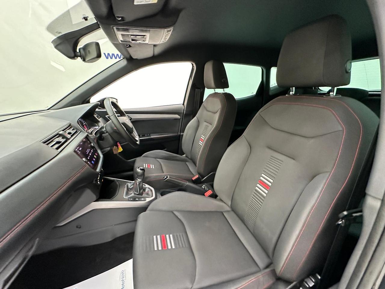 SEAT Arona DG70CZC