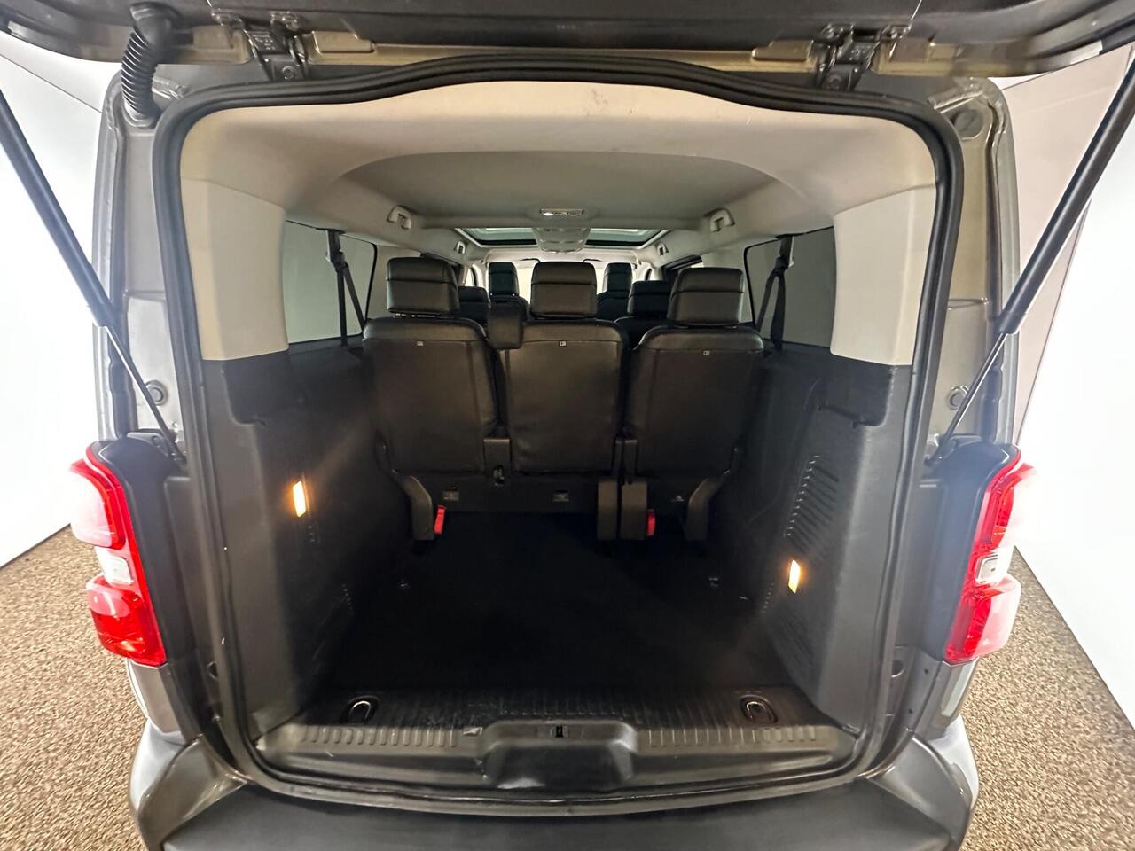 Vauxhall Vivaro Life Electric DA71MXC