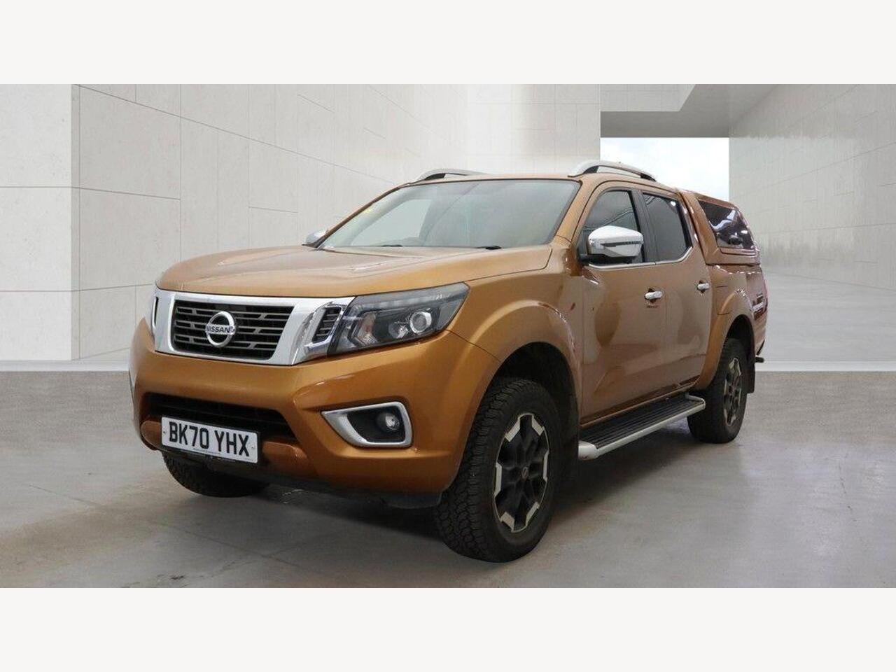 Nissan Navara BK70YHX