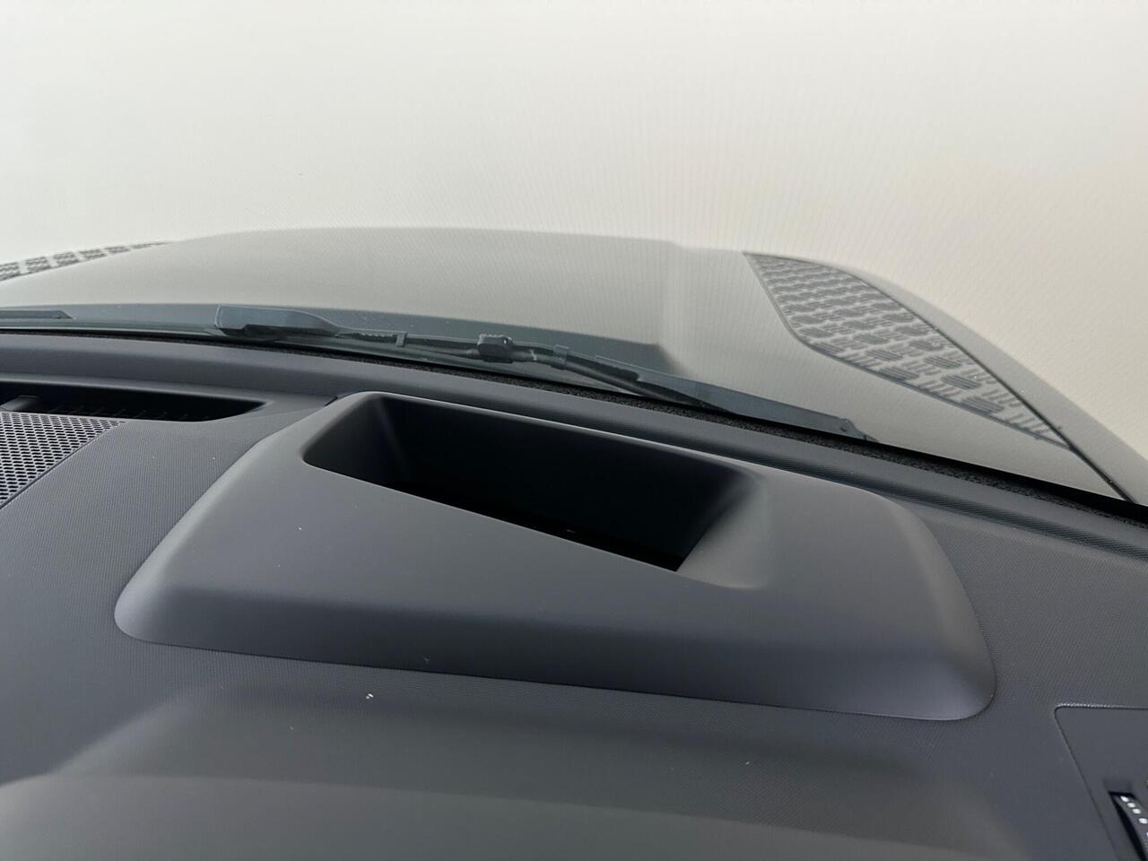 Land Rover Defender 90 WG25BLZ