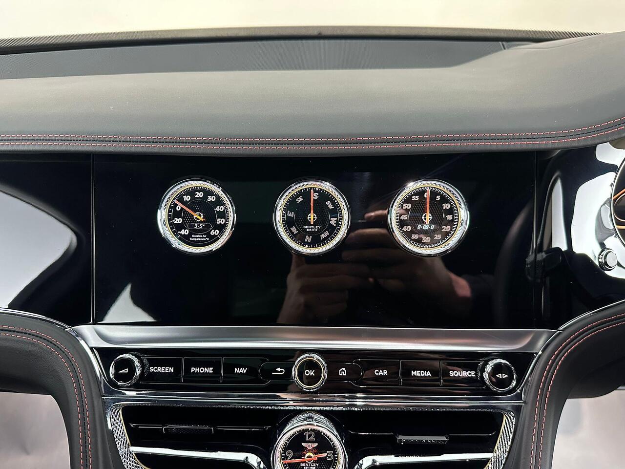 Bentley Flying Spur SN71VZD