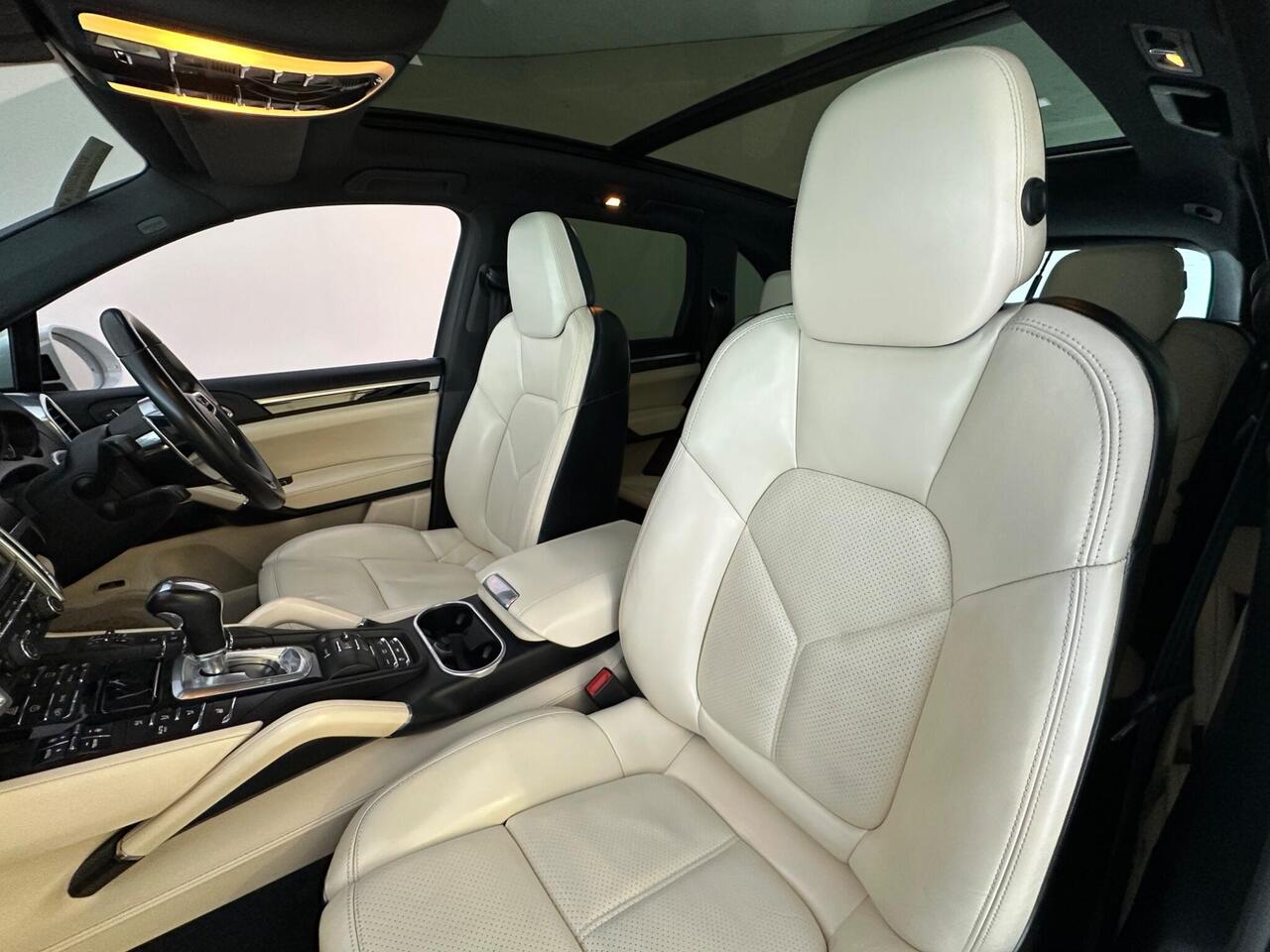 Porsche Cayenne LT65GWL