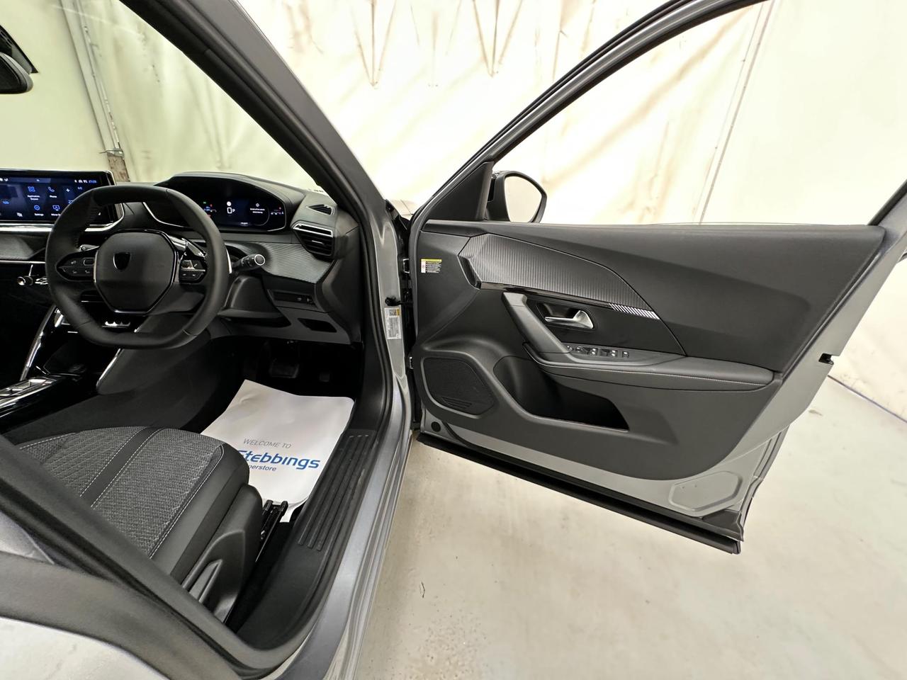 Peugeot 2008 AF73DWW