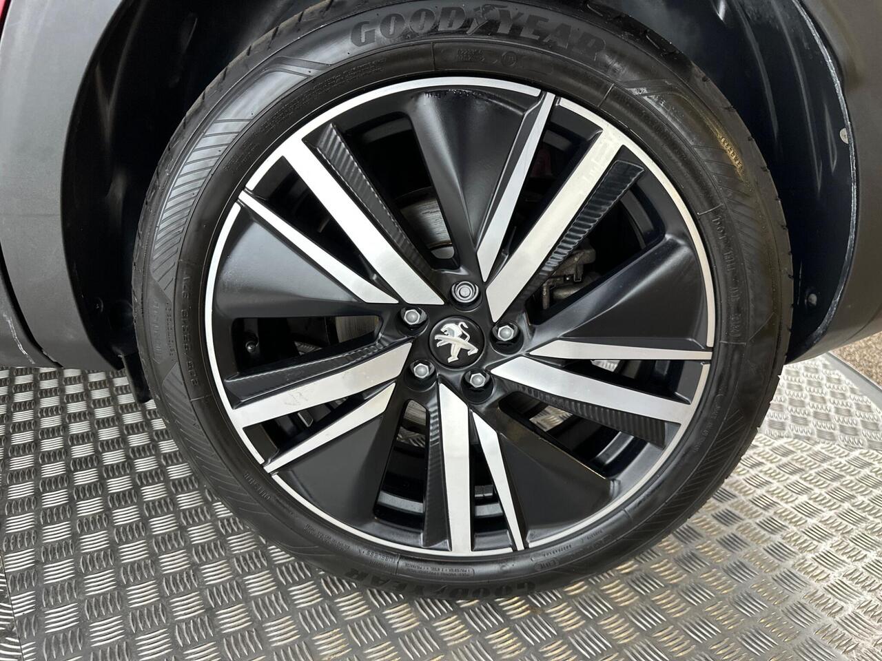 Peugeot 3008 KX21GBT