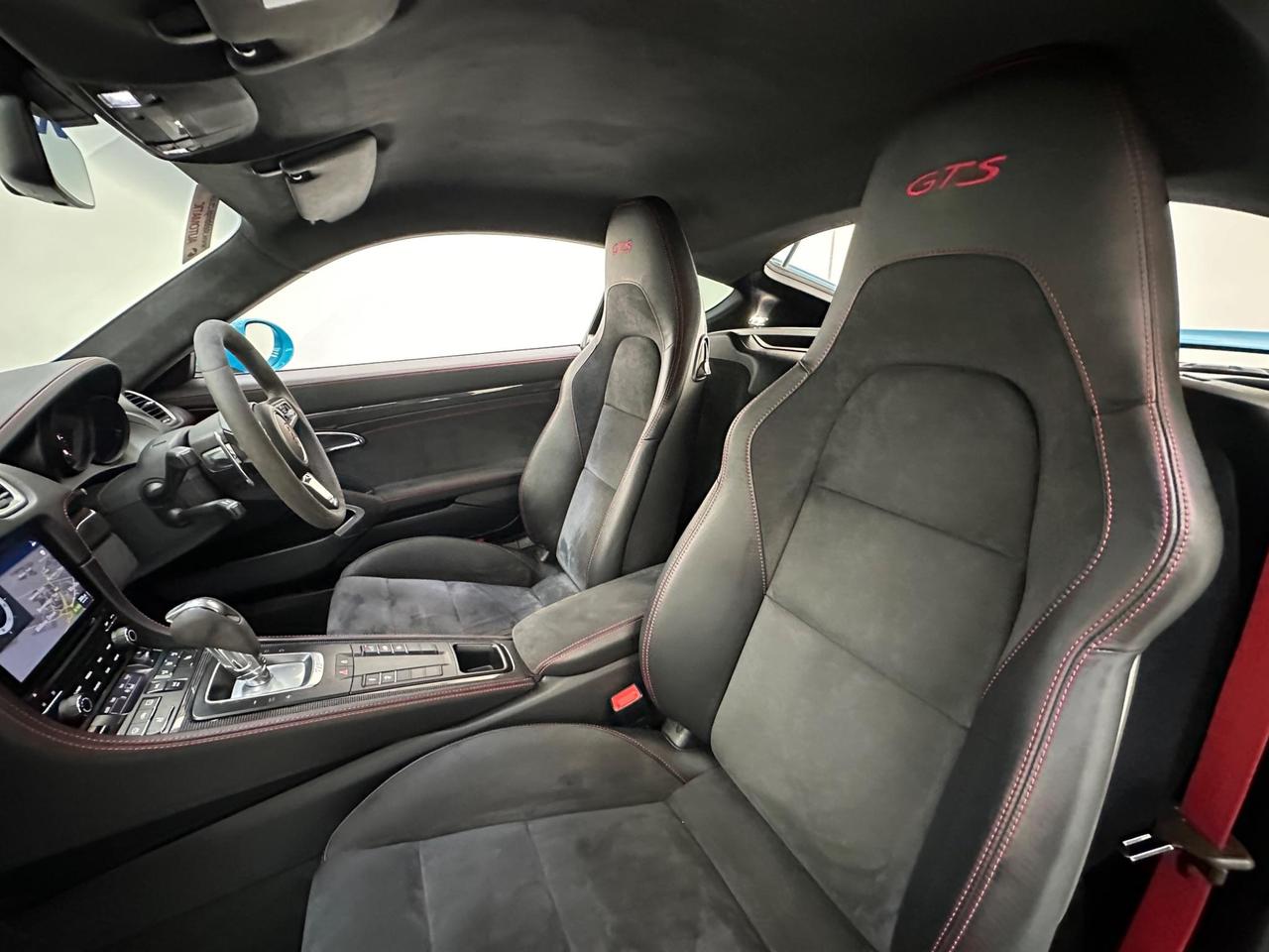 Porsche 718 Cayman AF19HFM