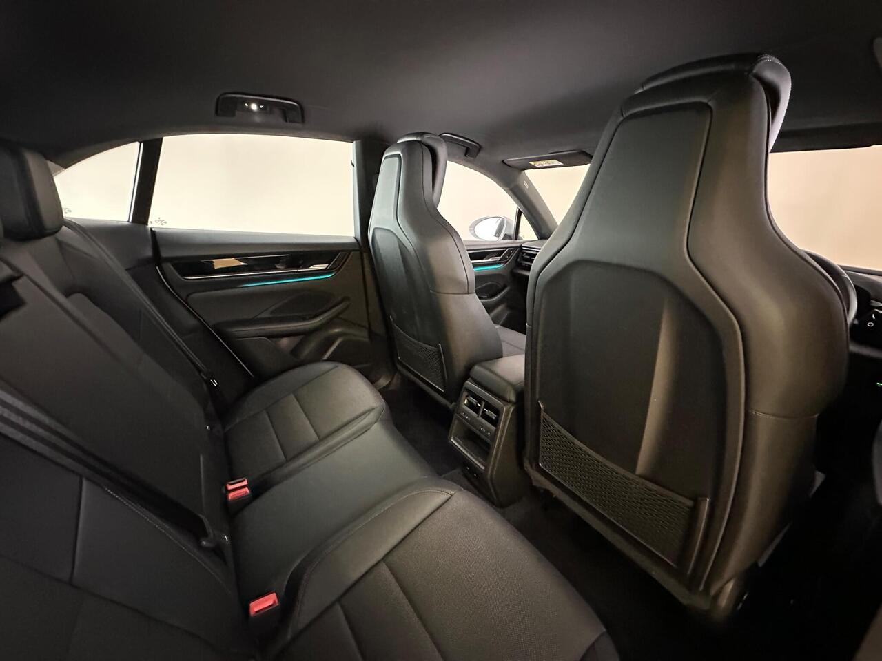 Porsche Macan PJ74LPK