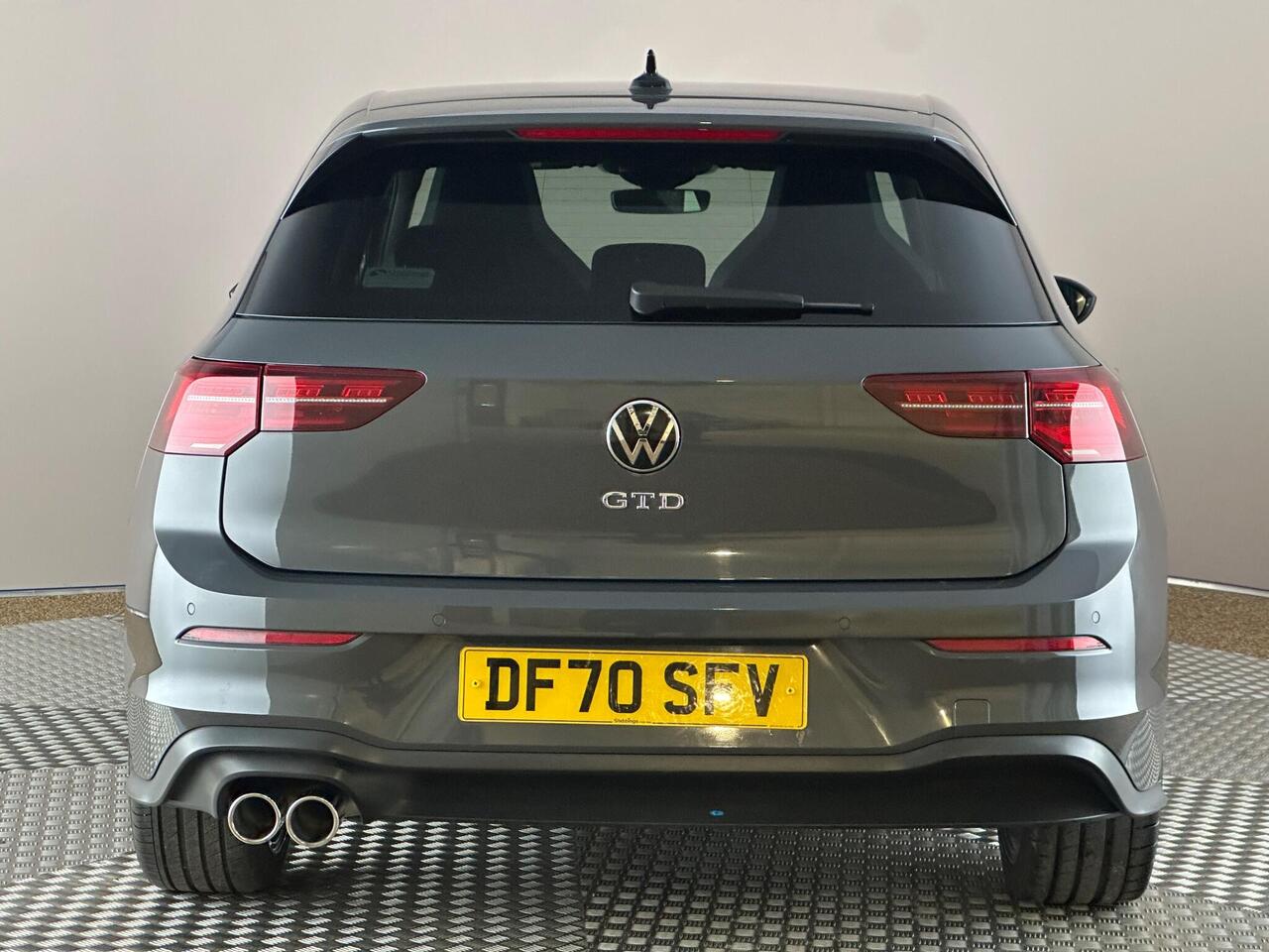 Volkswagen Golf DF70SFV