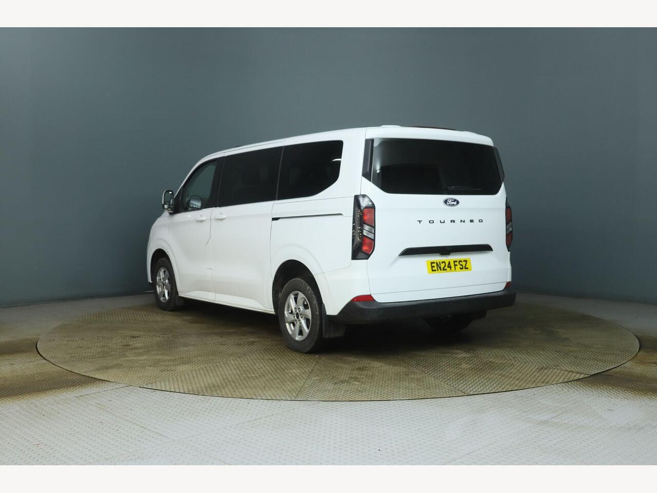 Ford Tourneo Custom EN24FSZ