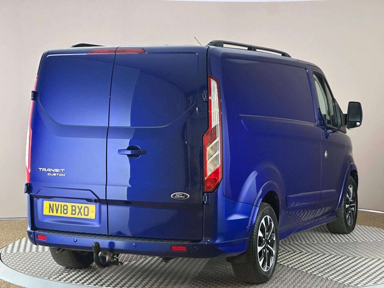 Ford Transit Custom NV18BXO