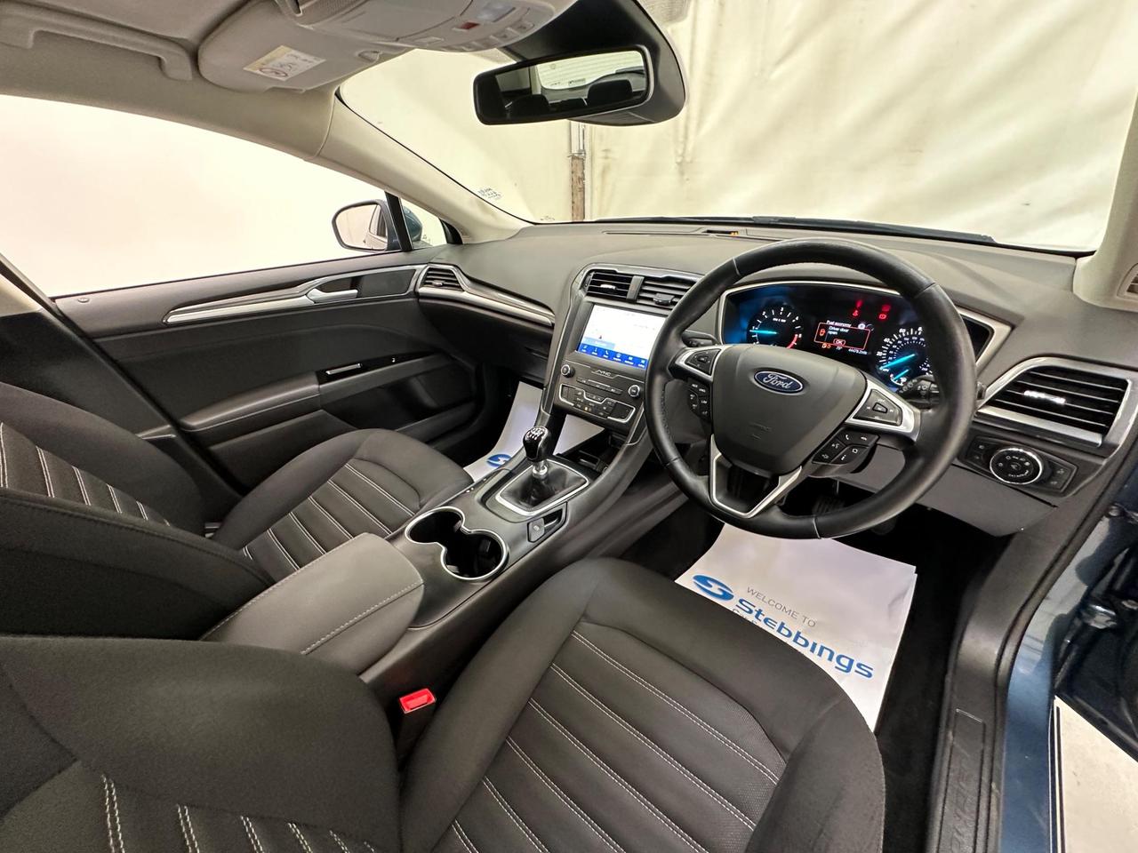 Ford Mondeo AJ70FJD