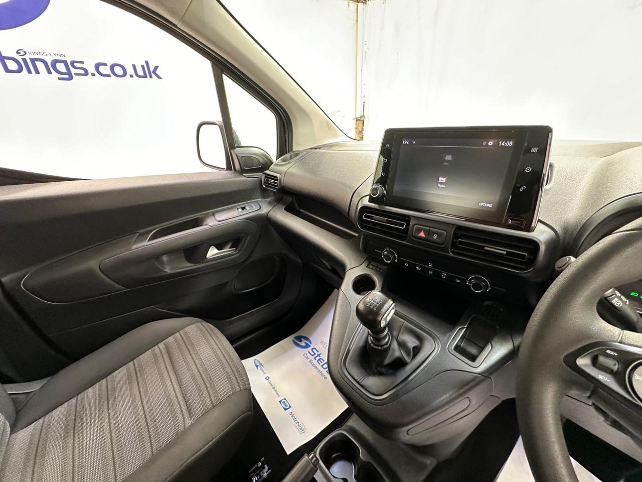Vauxhall Combo Life YT70SXF