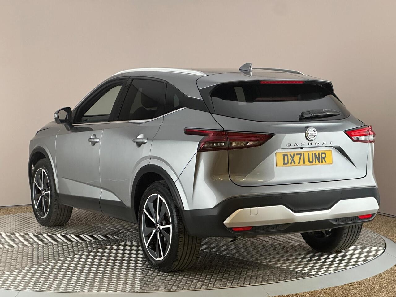 Nissan Qashqai DX71UNR