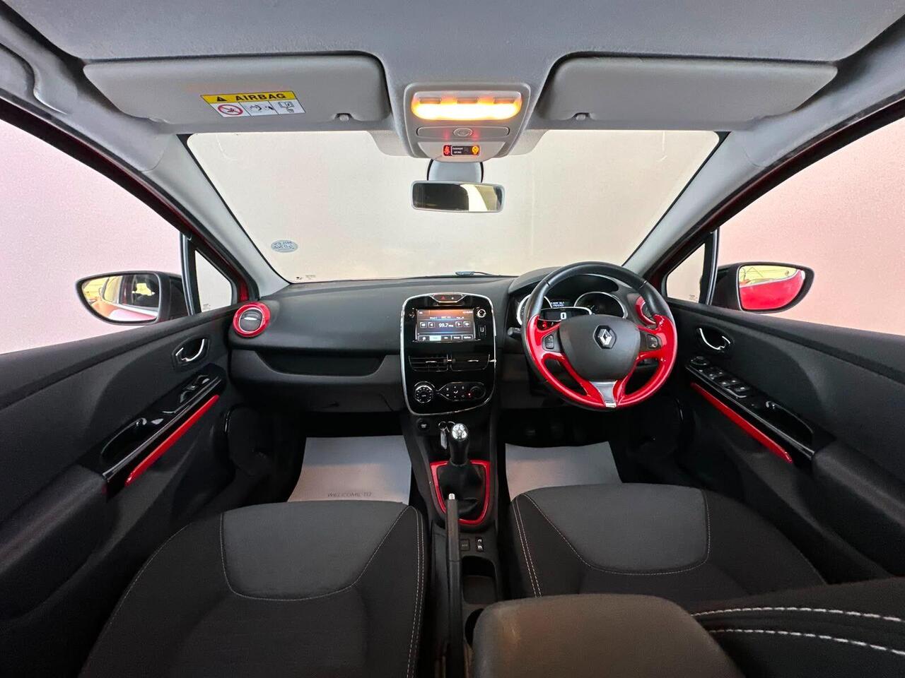 Renault Clio LO64FZP
