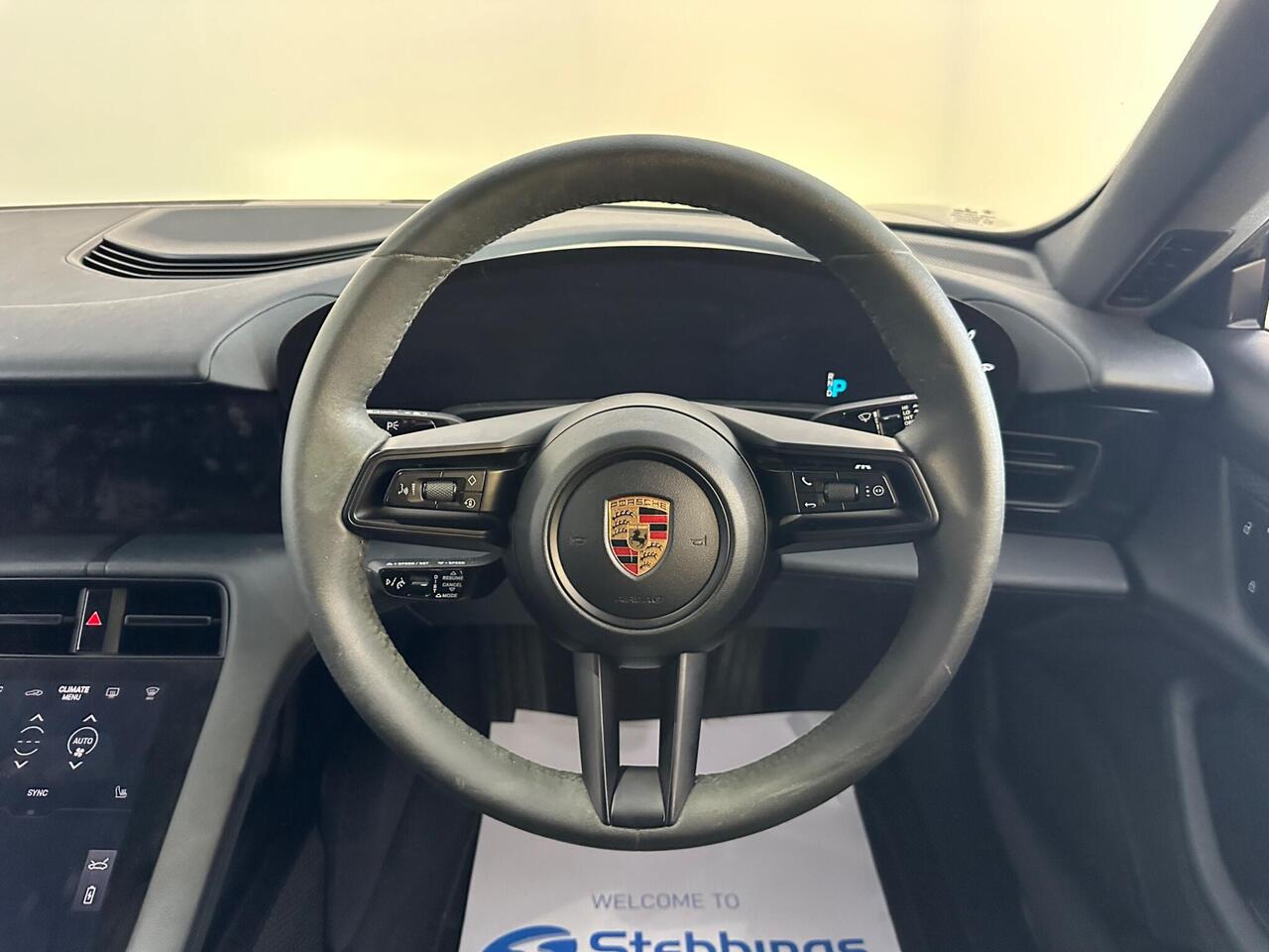 Porsche Taycan EJ22XKN