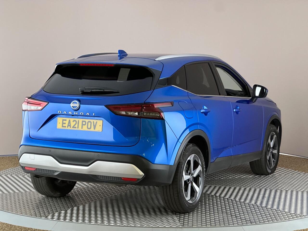 Nissan Qashqai EA21POV