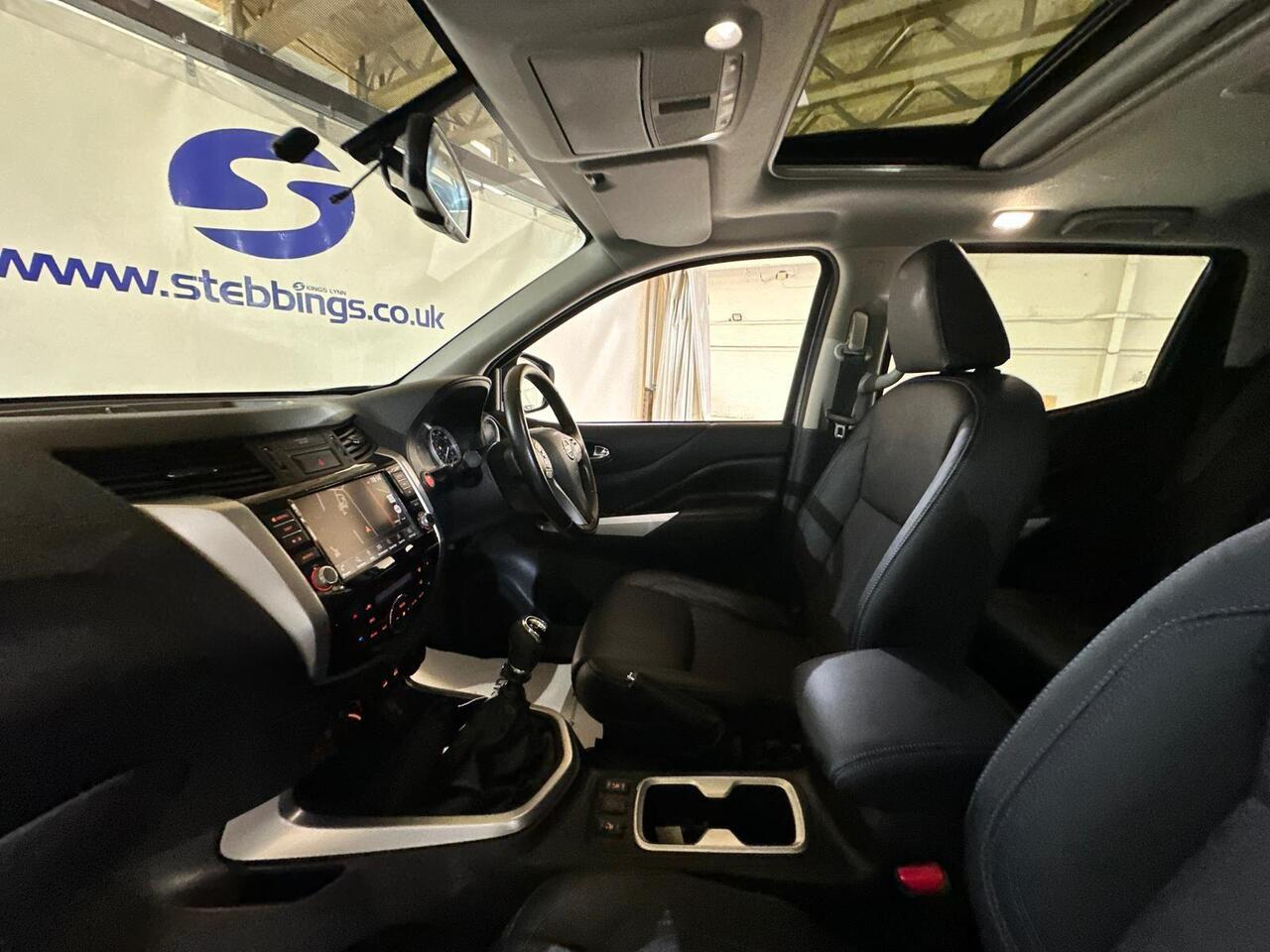 Nissan Navara AR21KFN