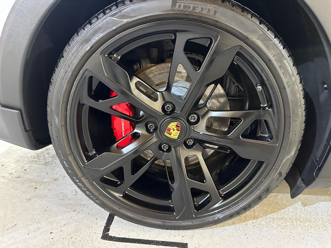 Porsche Taycan AO23YCN