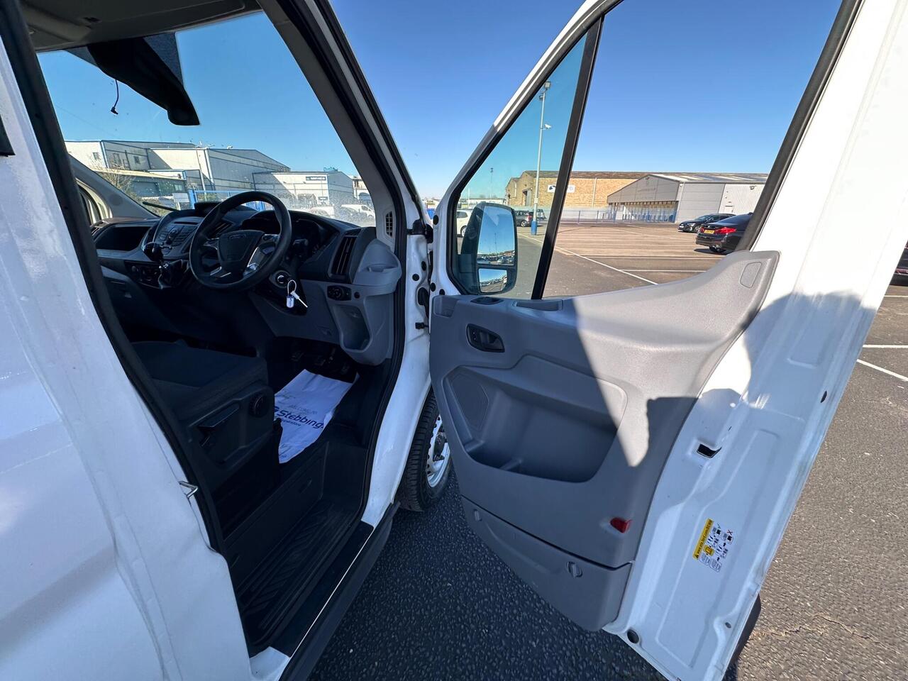 Ford Transit LB17SOC