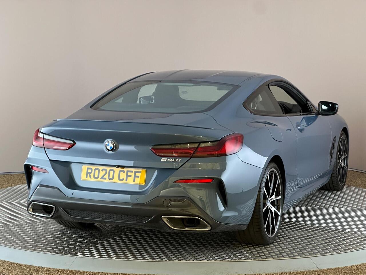 BMW 8 Series RO20CFF