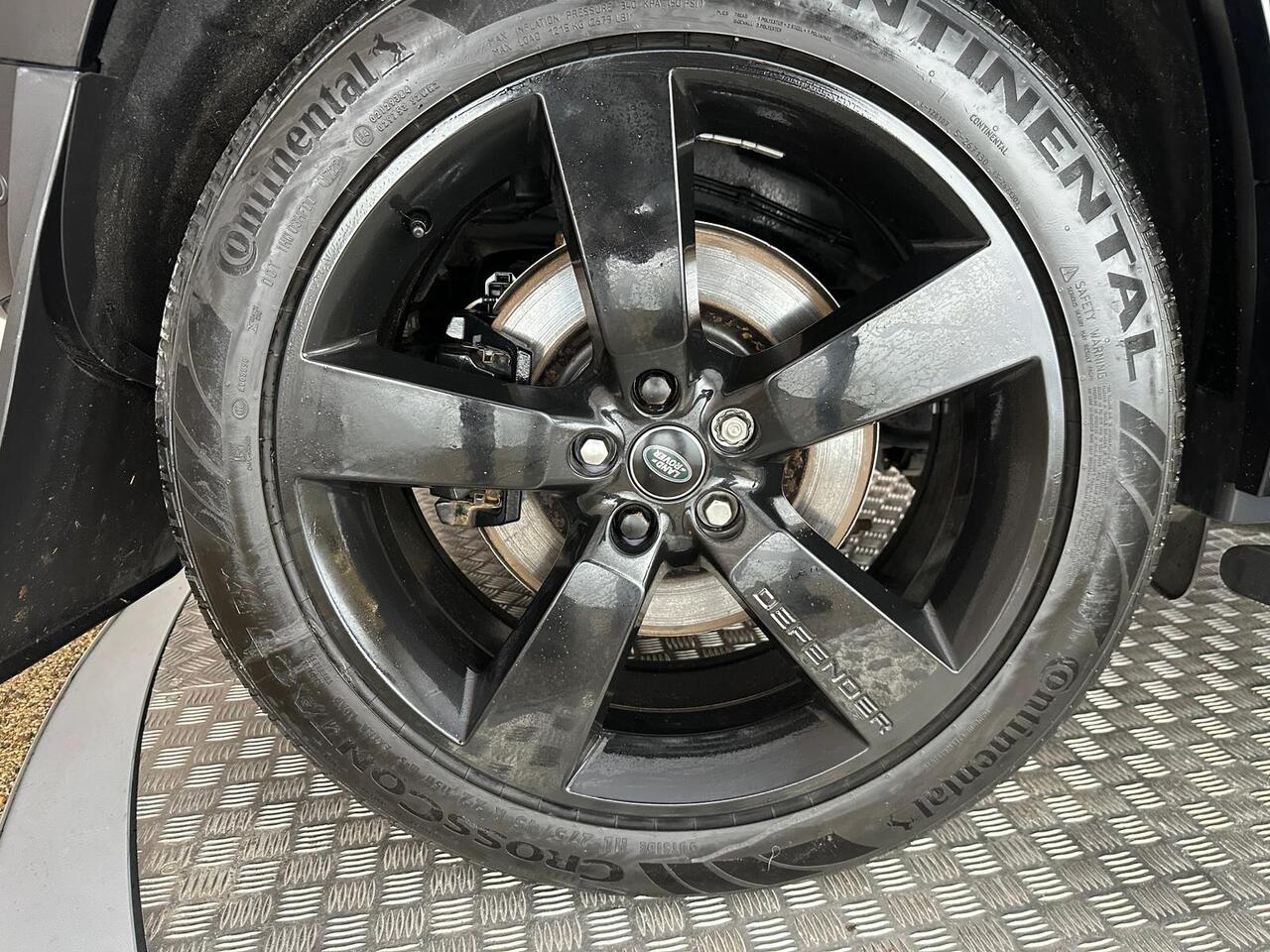 Land Rover Defender 110 KT21AFX