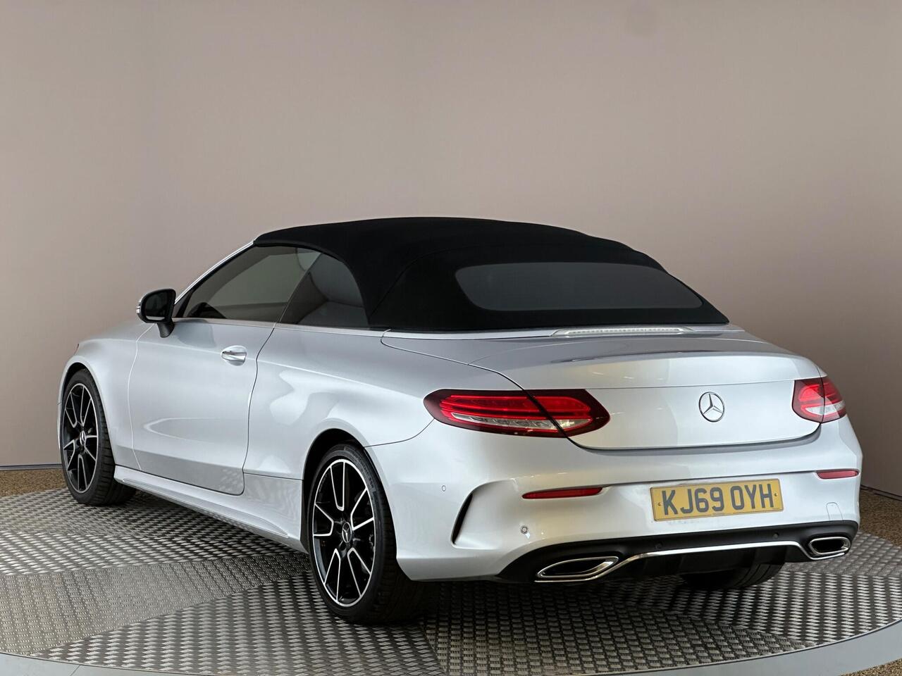 Mercedes-Benz C Class KJ69OYH