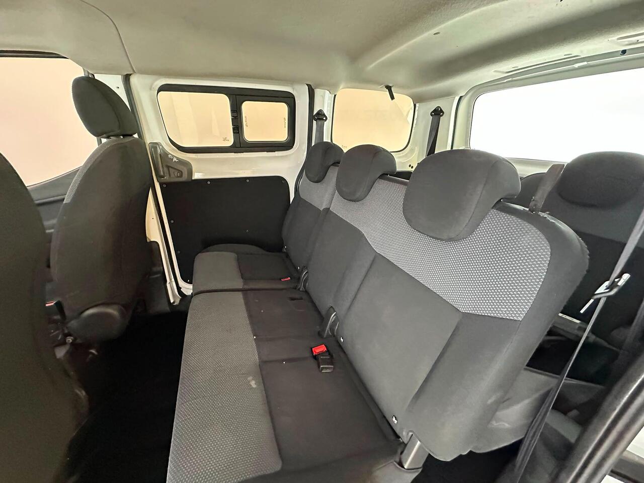 Nissan e-NV200 DL69EAY