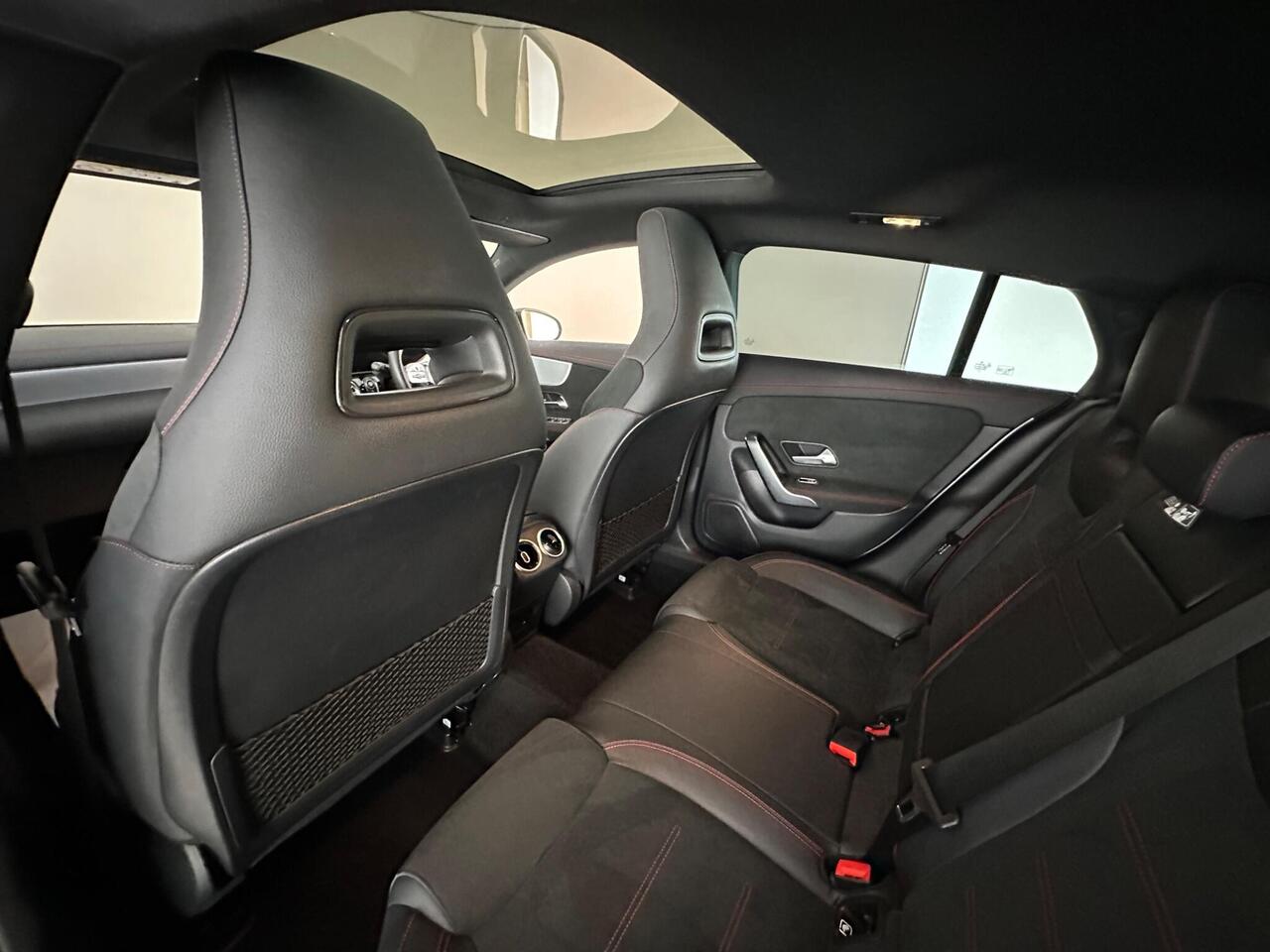 Mercedes-Benz CLA KW23MYY