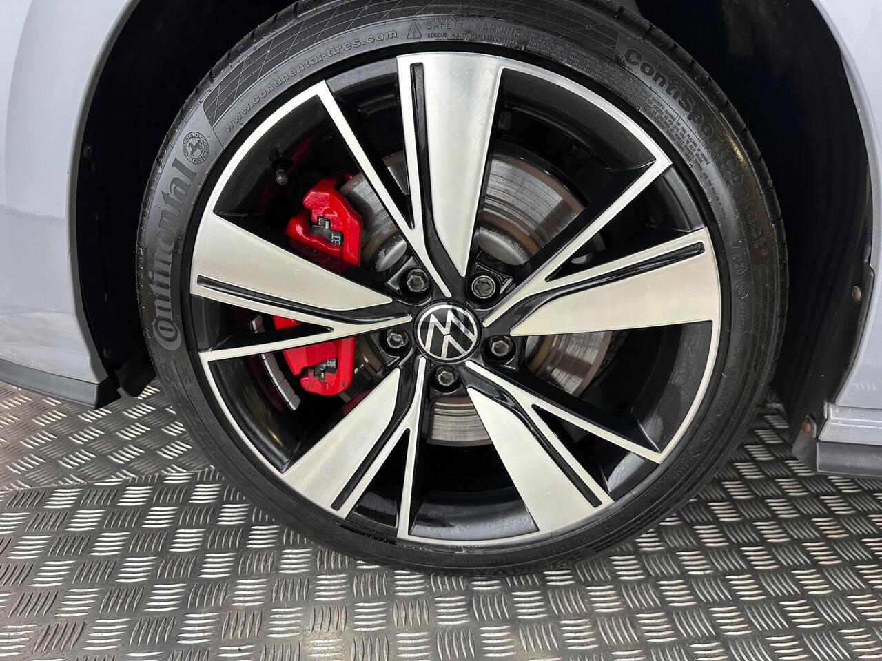 Volkswagen Golf PF21AOC