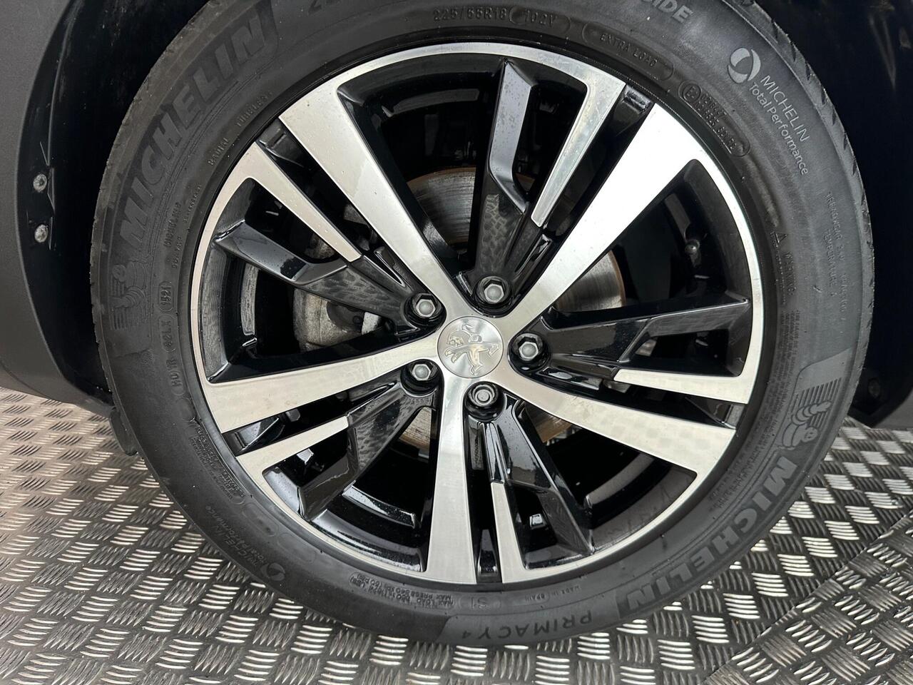 Peugeot 3008 BF71UZS