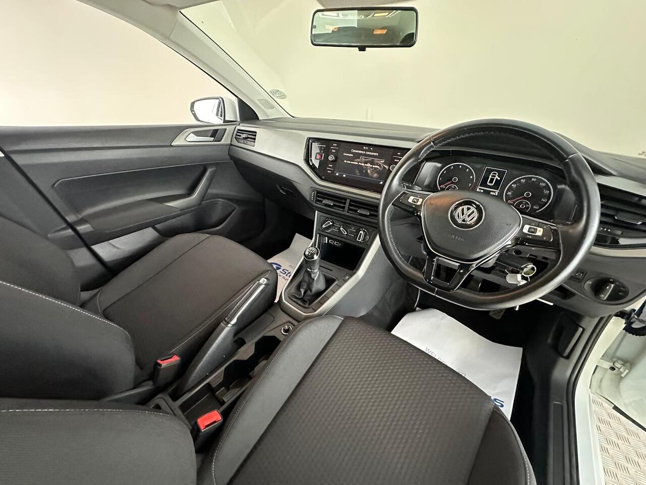Volkswagen Polo AW19CXP