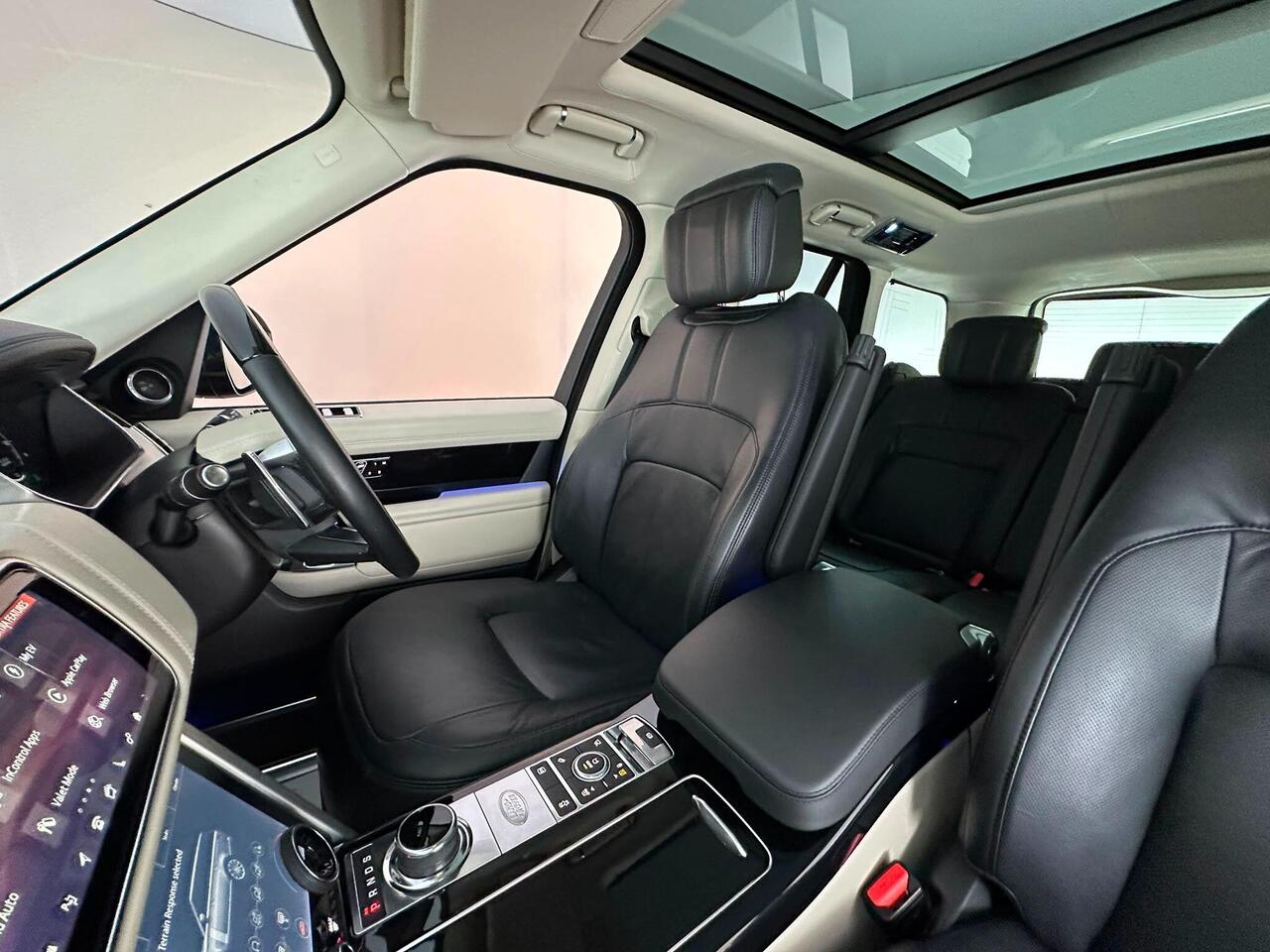 Land Rover Range Rover KV68HUY
