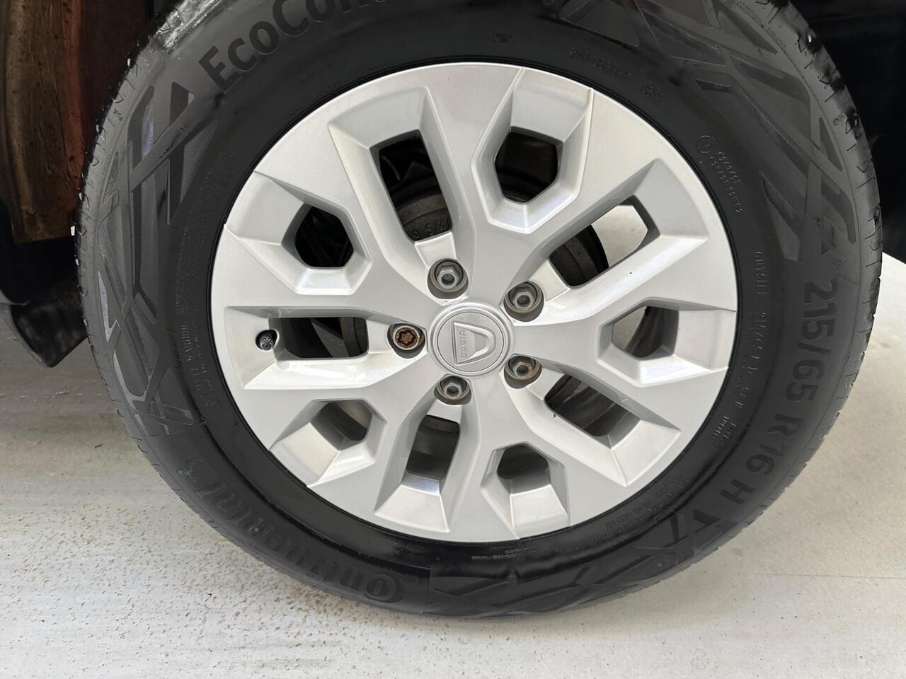 Dacia Duster AE22WHM