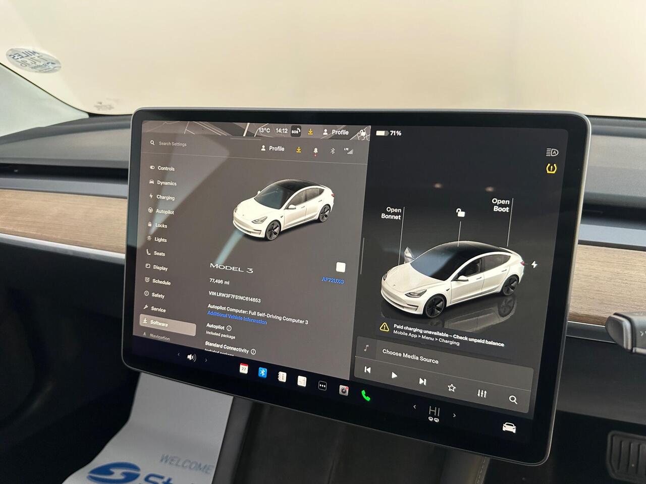 Tesla Model 3 AF72UXG
