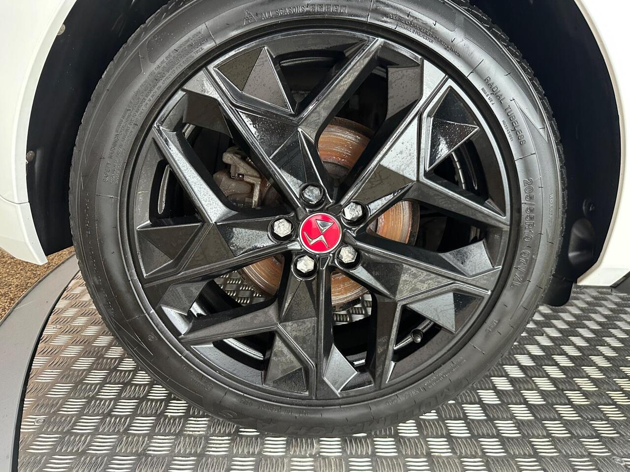 DS AUTOMOBILES DS 4 SH72HOA