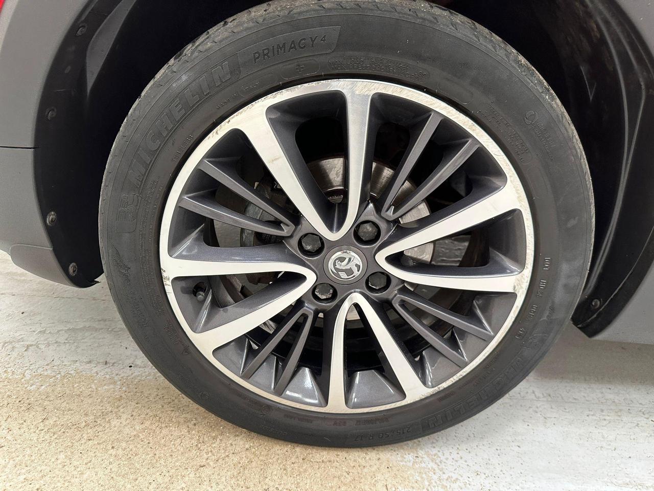 Vauxhall Crossland X AU69DFD