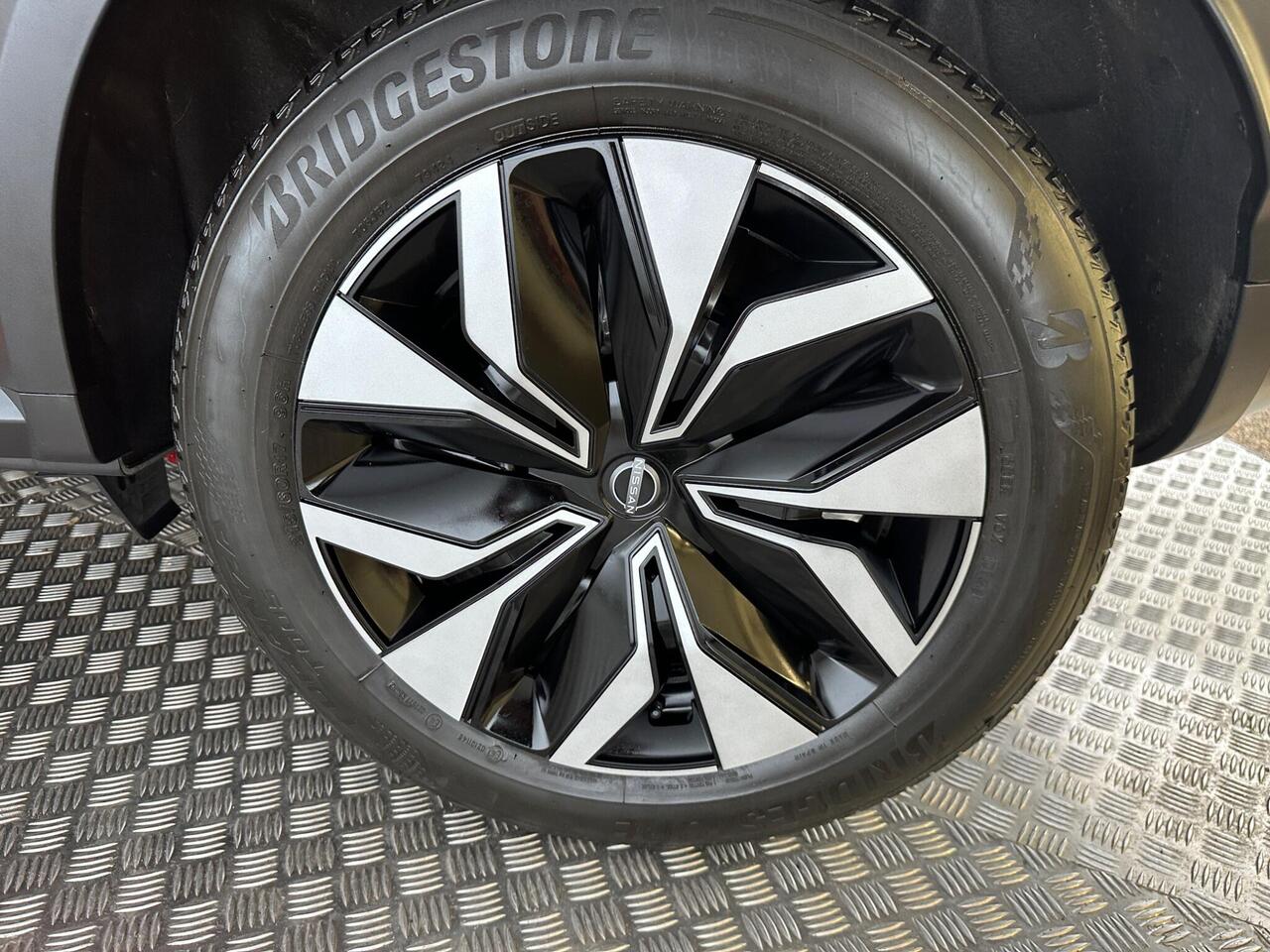 Nissan Juke DX24YBL