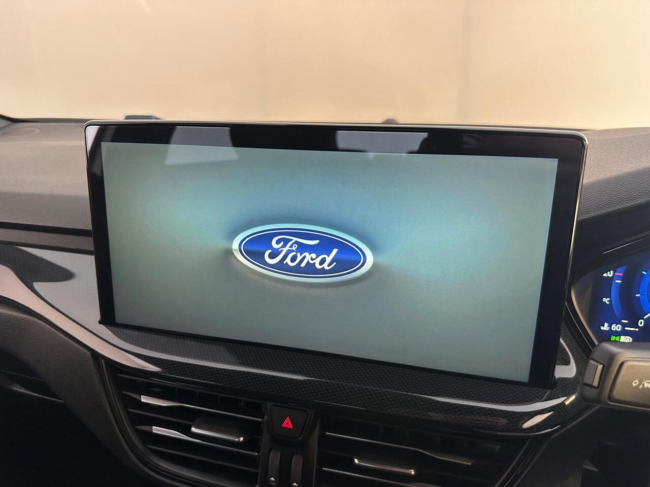 Ford Focus DN23CRZ