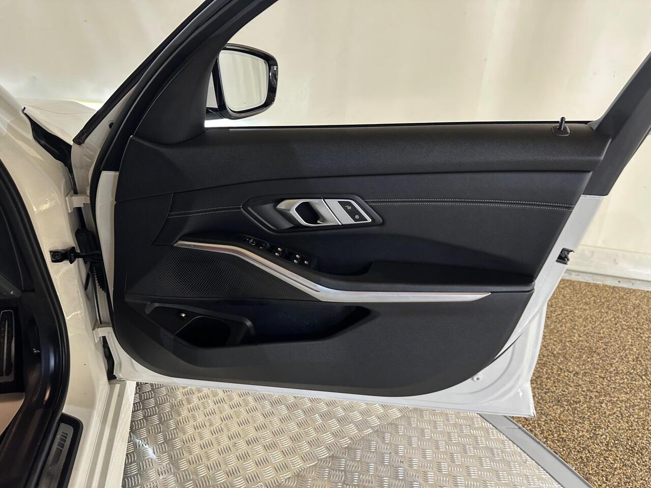 BMW 3 Series HT21JFK