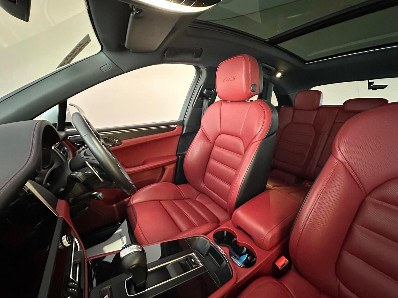 Porsche Macan AP24DWK