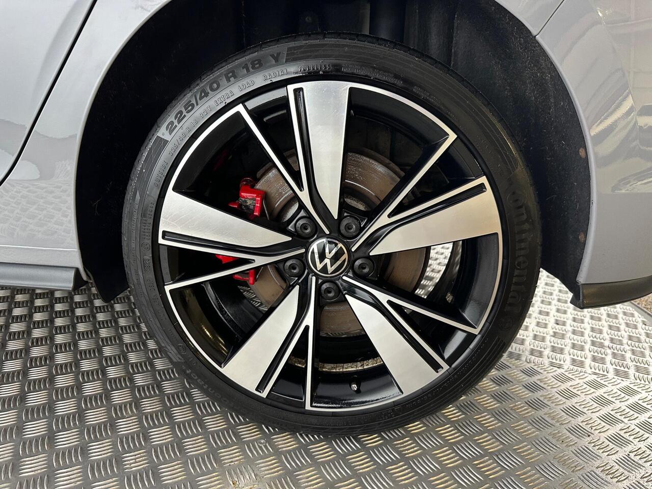 Volkswagen Golf PF21AOC